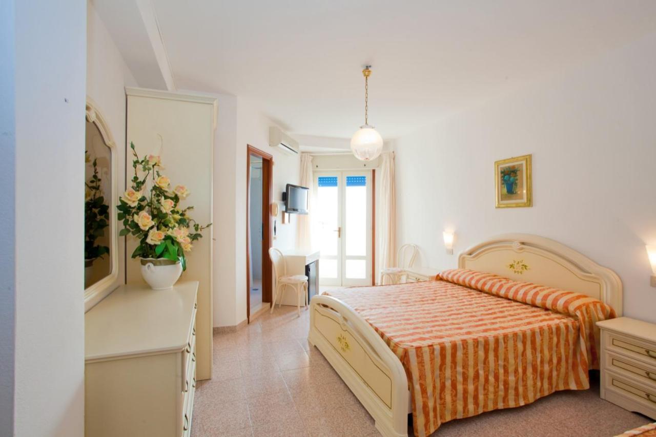 Hotel Imperial Caorle Ngoại thất bức ảnh